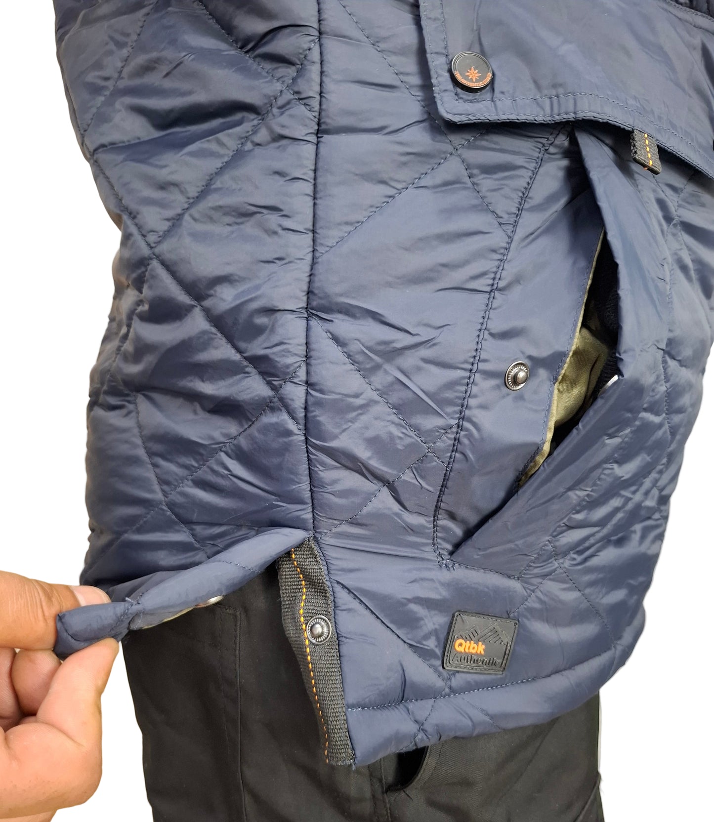 Veste matelassée classique avec col en fausse fourrure